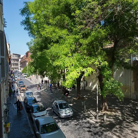 Profumo Maison Colosseo Gæstehus 3*
