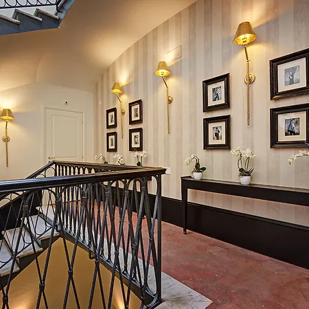 Profumo Maison Colosseo Guest house 4*