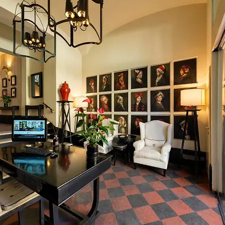 Profumo Maison Colosseo 4*