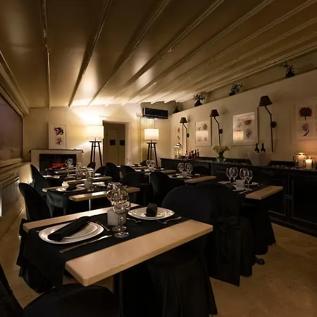 Profumo Maison Colosseo 4* Roma