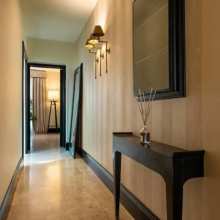 Casa de hóspedes Profumo Maison Colosseo 3*