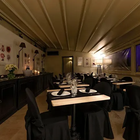 Profumo Maison Colosseo 3* Roma