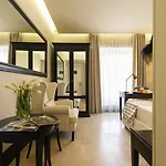 Profumo Maison Colosseo Πανσιόν